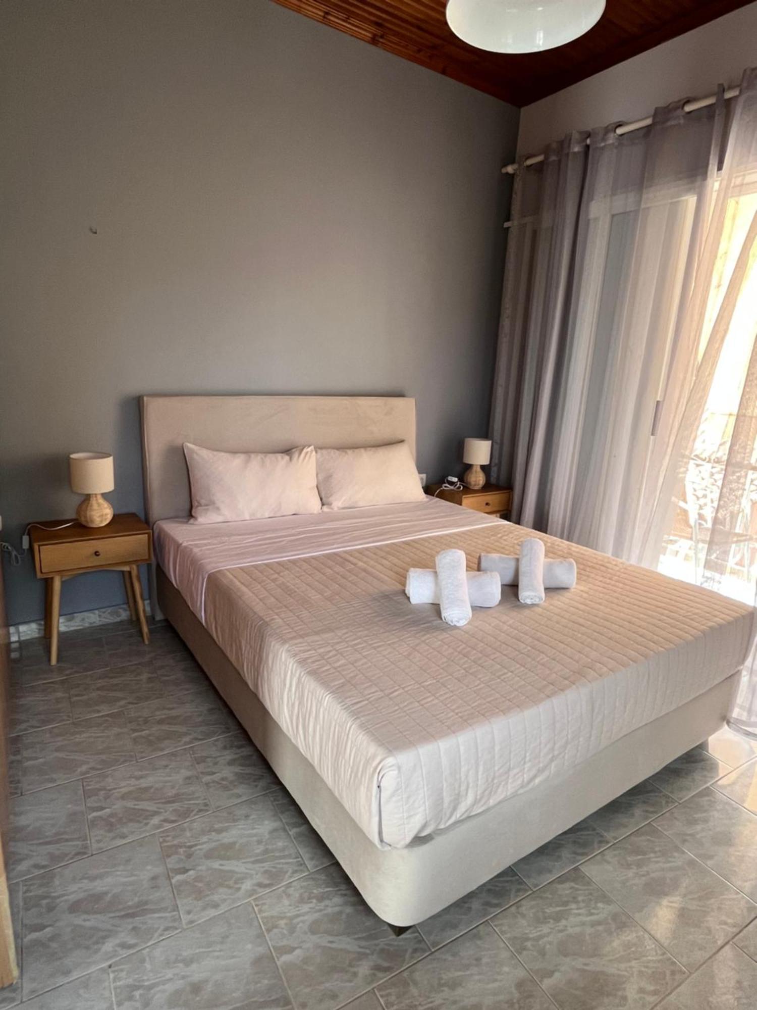 Aparthotel Artemis Vassilikos à Vasilikí Extérieur photo